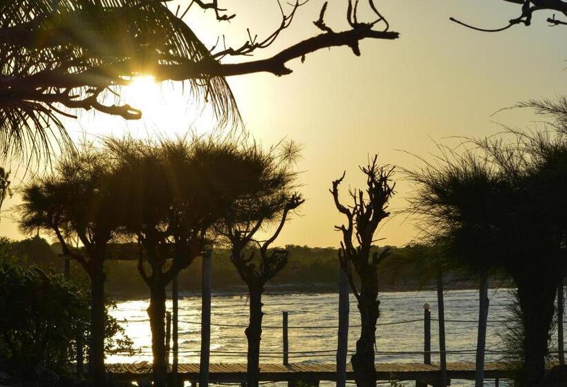 Reef & Beach Resort   Spa Jambiani