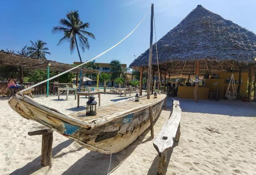 Reef & Beach Resort   Spa Jambiani