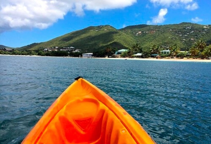استراحتگاه Lindbergh Bay