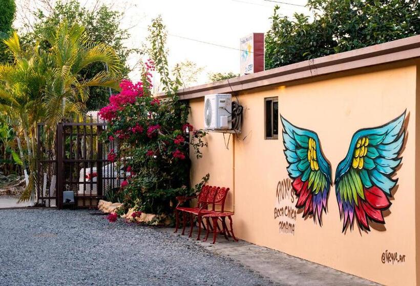 Roxy S Bed & Breakfast