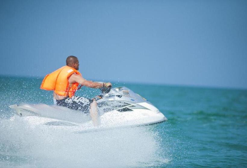 Sunrise Beach Resort