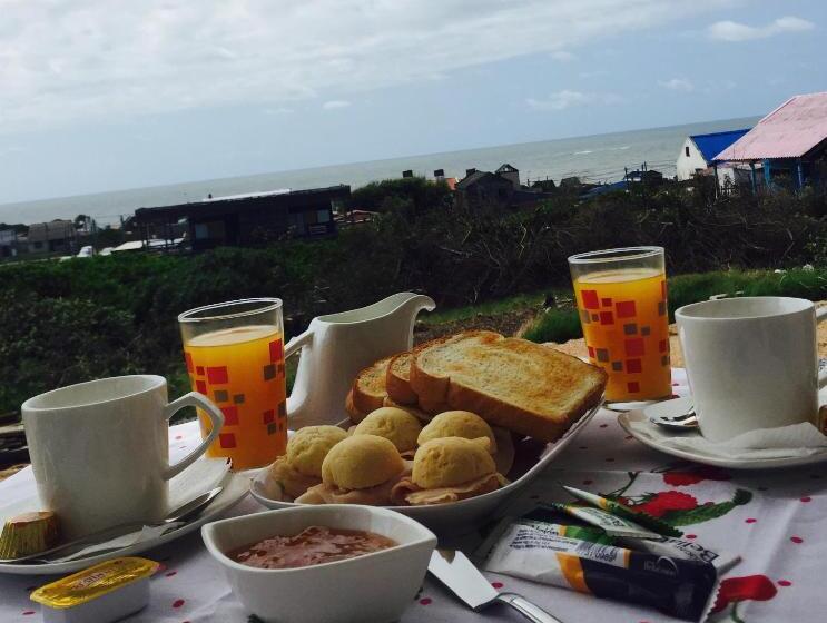 Unique Hotel & Suites