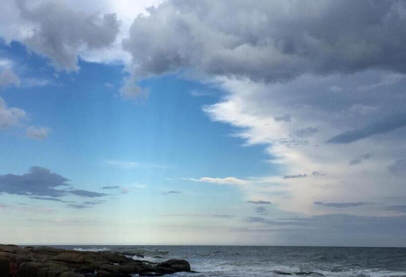 Unique Hotel & Suites