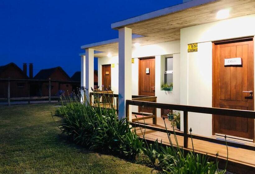 Unique Hotel & Suites