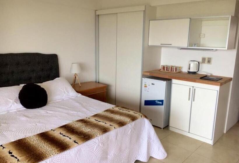 Unique Hotel & Suites