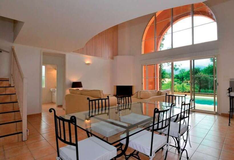 فندق Lagrange Vacances   Royal Green