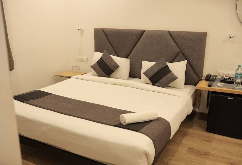 酒店 Signature Inn