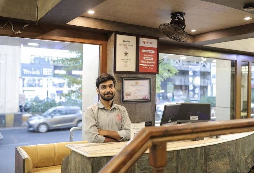 酒店 Signature Inn