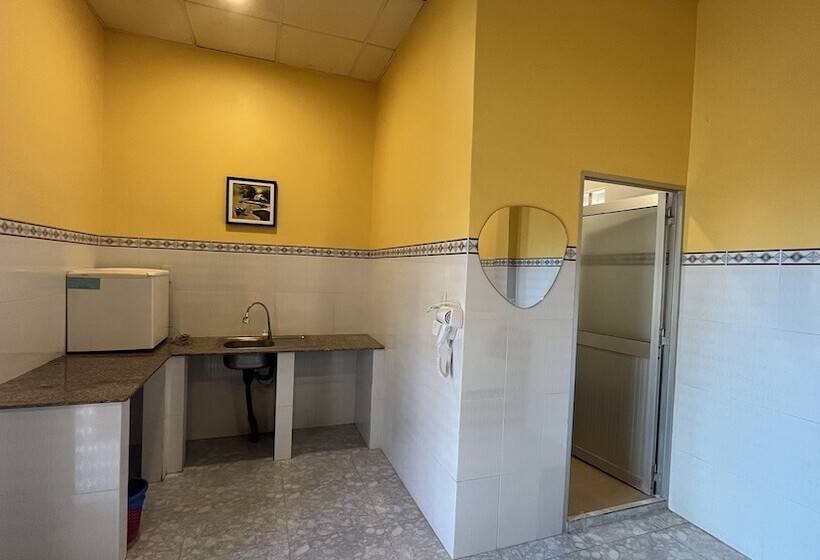 Mi Nhon Em Hotel Muine