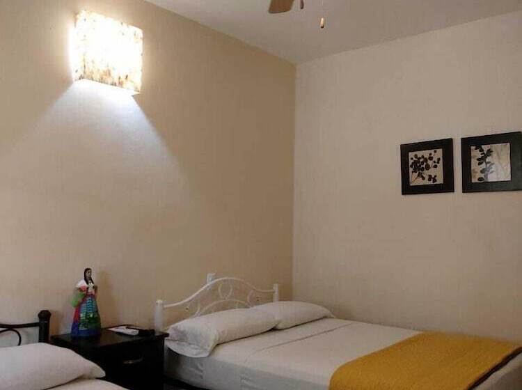 Пансион La Casa De Los Soles