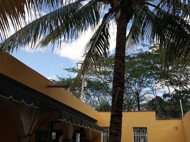 Пансион La Casa De Los Soles