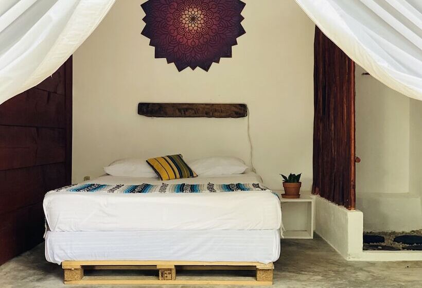 El Búho Bacalar Eco Cabañas Hostal