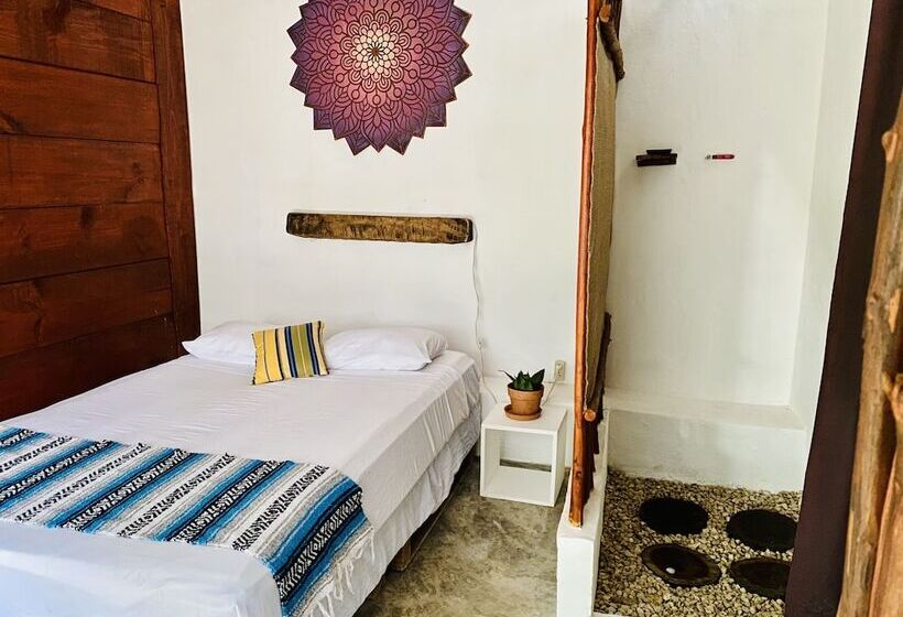 El Búho Bacalar Eco Cabañas Hostal