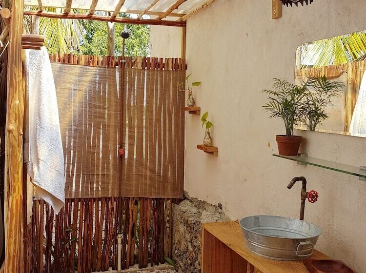 El Búho Bacalar Eco Cabañas Hostal