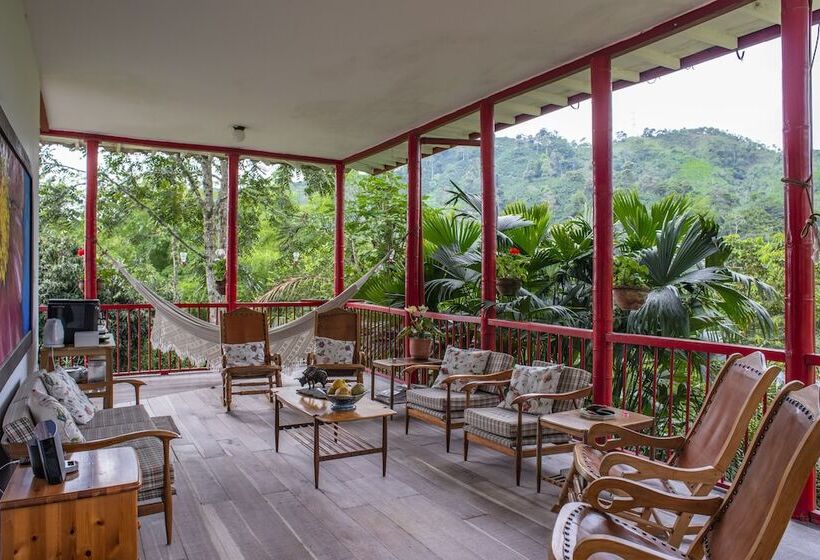 فندق Hacienda Venecia Main House & Coffee Lodge