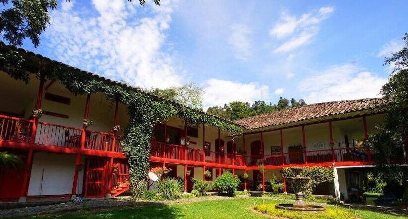 فندق Hacienda Venecia Main House & Coffee Lodge