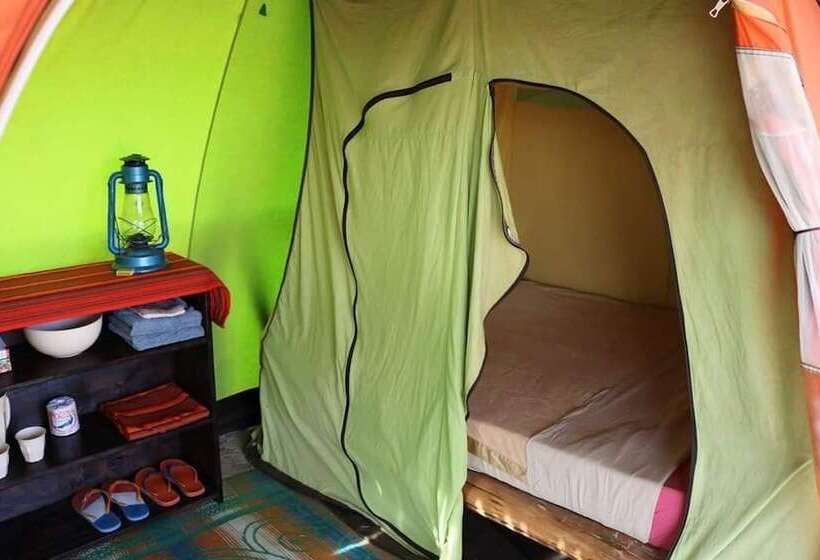 Hotel We4kenya Guesthouses And Farm