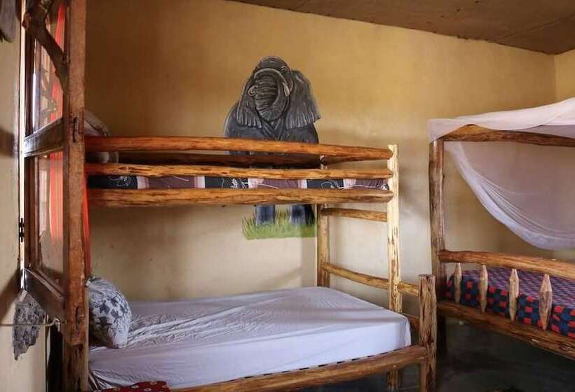 Hotel We4kenya Guesthouses And Farm