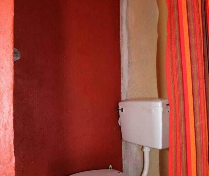 Hotel We4kenya Guesthouses And Farm