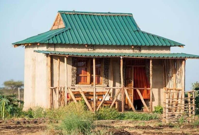 Hotel We4kenya Guesthouses And Farm