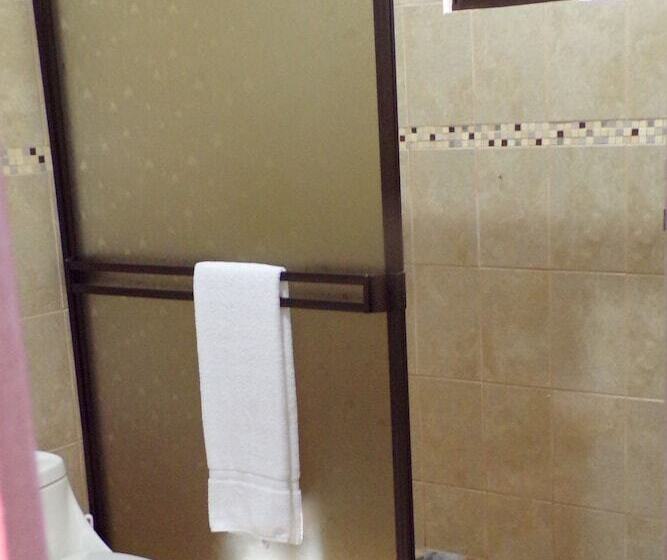 Mycasa's Bed And Breakfast