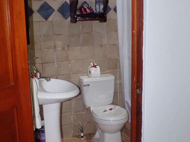 Mycasa's Bed And Breakfast