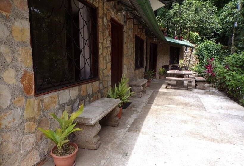 Mycasa's Bed And Breakfast