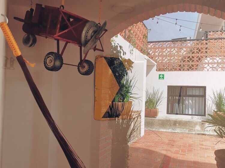 Santa Josefita Bed & Breakfast