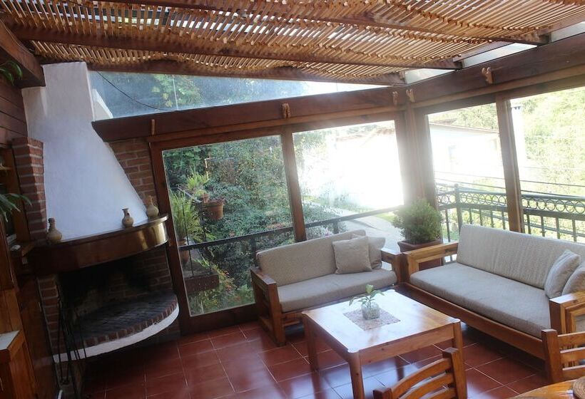 بنسيون Condominio La Montaña