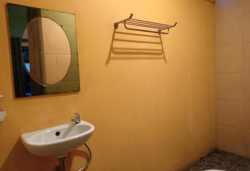 호텔 Yellow Bridge Guesthouse