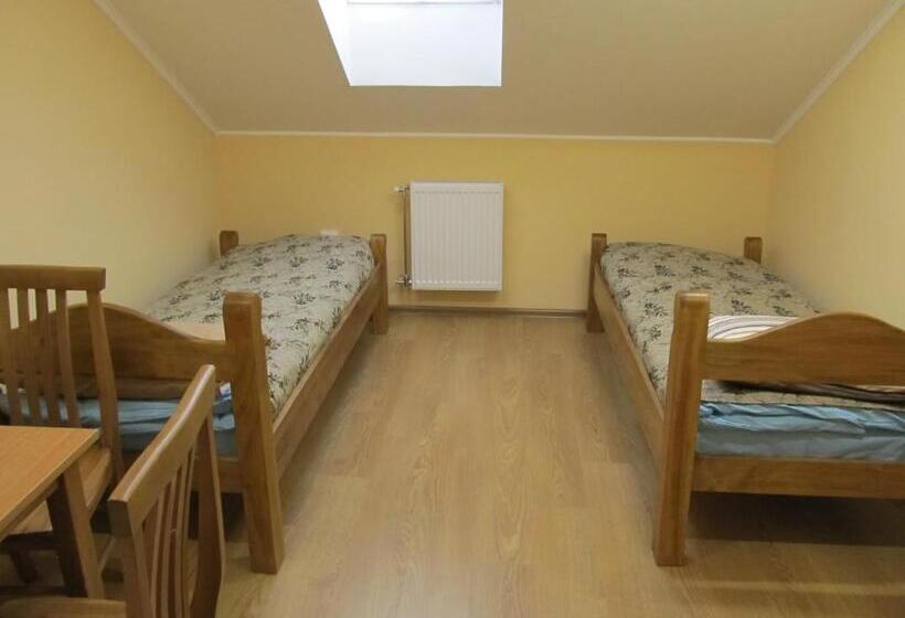 فندق صغير Mini Hotel Na Pidgradskiy