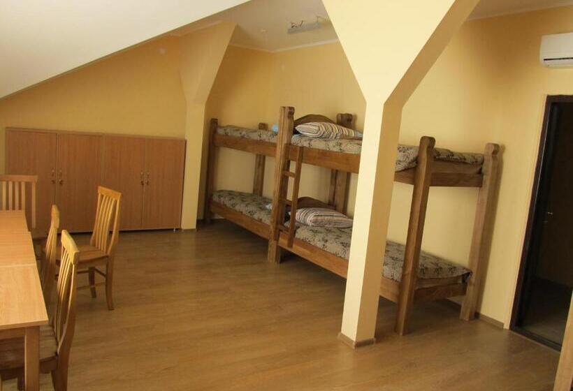 فندق صغير Mini Hotel Na Pidgradskiy
