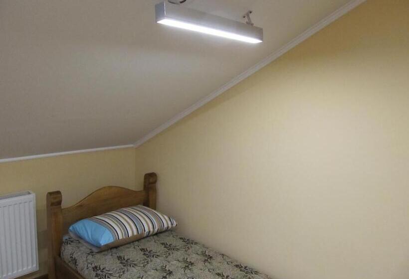 فندق صغير Mini Hotel Na Pidgradskiy