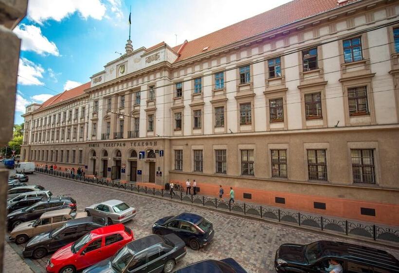 فندق صغير Post House Rooms