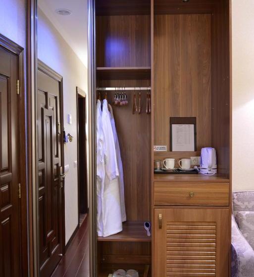 Allureinn Hotel And Spa