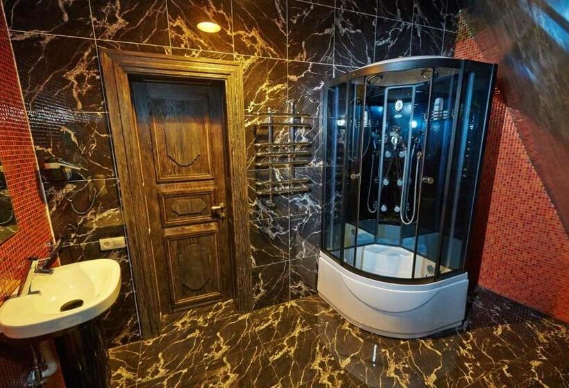 צימר Charivna Taistra