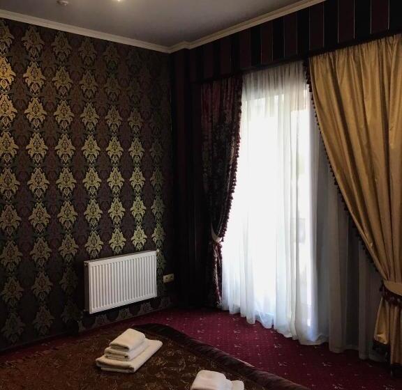 مبيت وإفطار Garden Hall