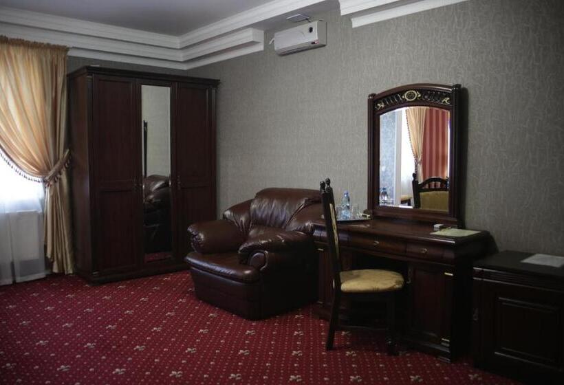 مبيت وإفطار Garden Hall