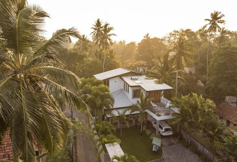 مبيت وإفطار Villa Dominikku