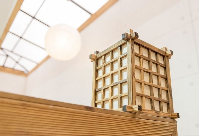 Cozzzy Guest House   Hostel