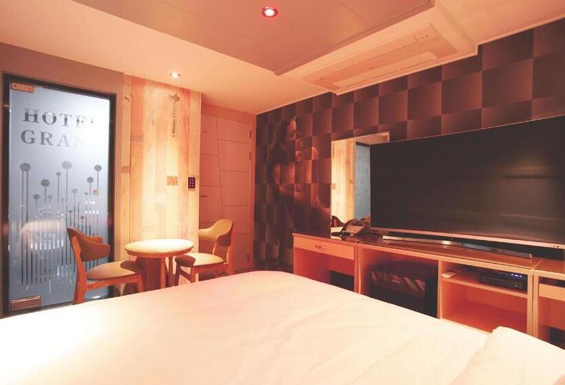 Goodstay Grand Motel Chuncheon