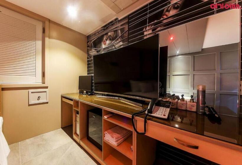 Goodstay Grand Motel Chuncheon