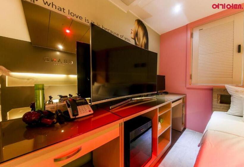 Goodstay Grand Motel Chuncheon