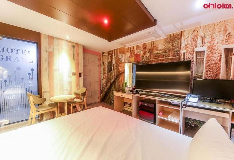 Goodstay Grand Motel Chuncheon