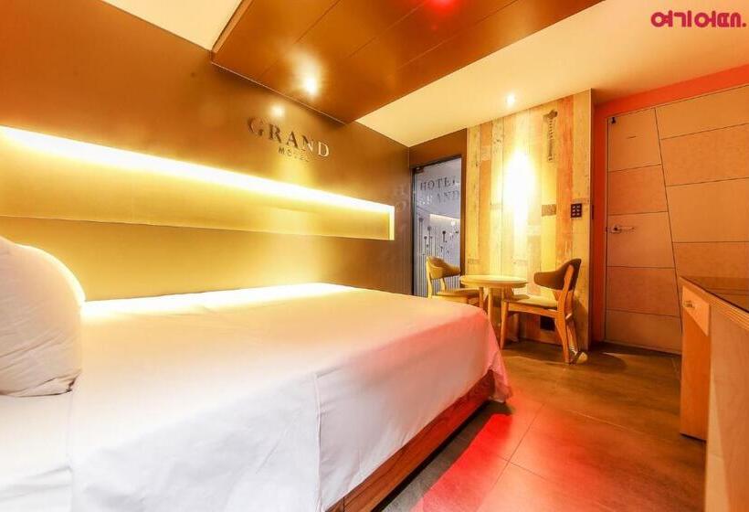 Goodstay Grand Motel Chuncheon