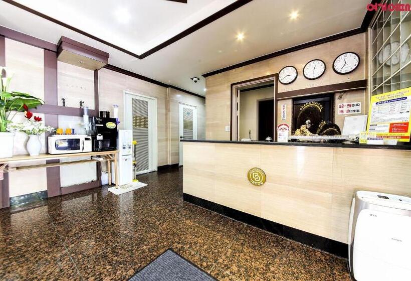 Goodstay Grand Motel Chuncheon
