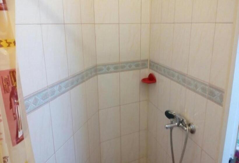 Hostel Mnogoborets F. Klub