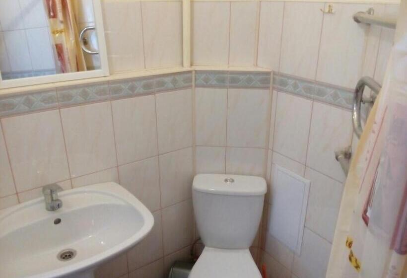 Hostel Mnogoborets F. Klub