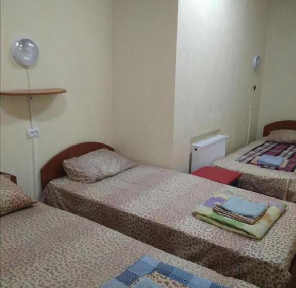 Hostel Mnogoborets F. Klub