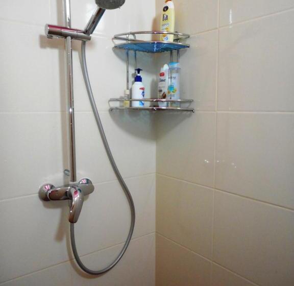 Hostel Q ,15 хв до жд вокзалу